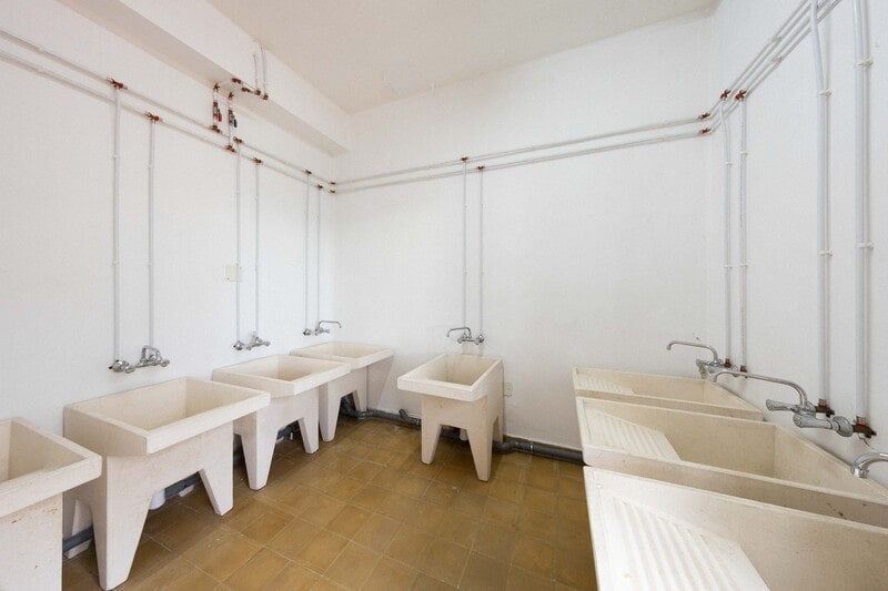 Lavandería del Albergue Seminario Menor